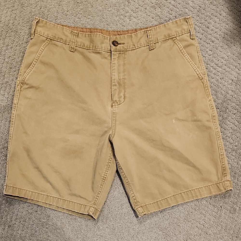 Men's Tan Flat Front Shorts. 36